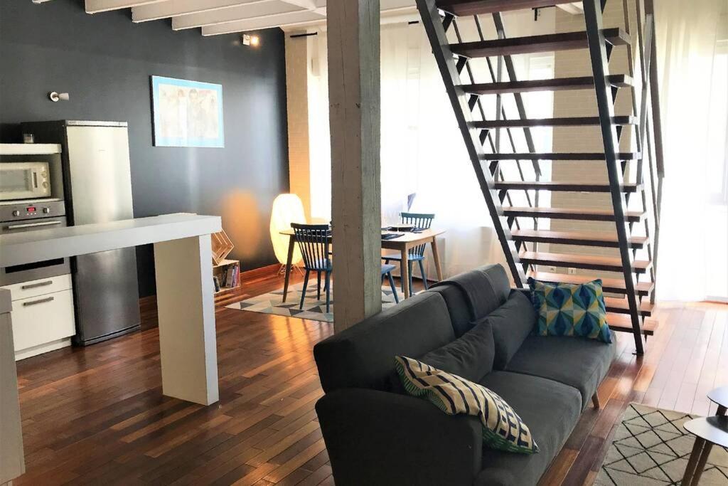 Apartament Loft Hyper Centre Reims 6 Pers Avec Parking Zewnętrze zdjęcie